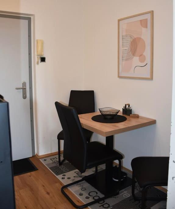 Zentrales Studio-apartment In Linz, Arbeiter-hit Apartment *