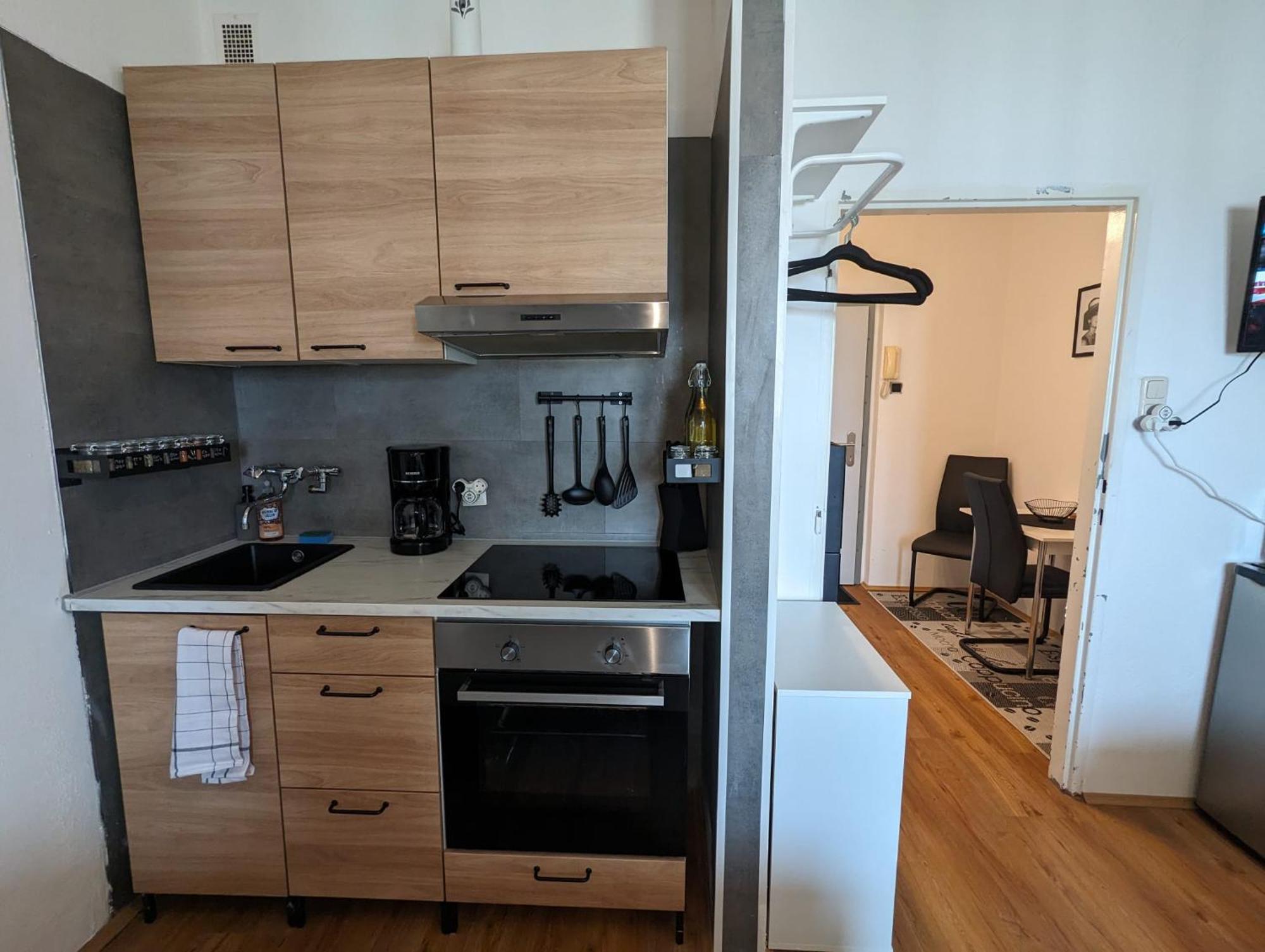 Zentrales Studio-apartment In Linz, Arbeiter-hit Apartment *